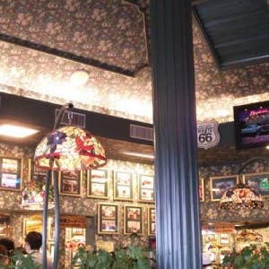 ラッキーピエロ戸倉店>