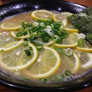 超とんこつラーメン　小森>
