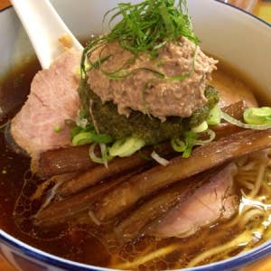 雨は、やさしくの写真