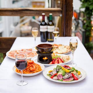 【期間6月1日~】全5品 イタリア直輸入格付けワイン2時間飲み放題付 女子会ビアガーデン 3,800円