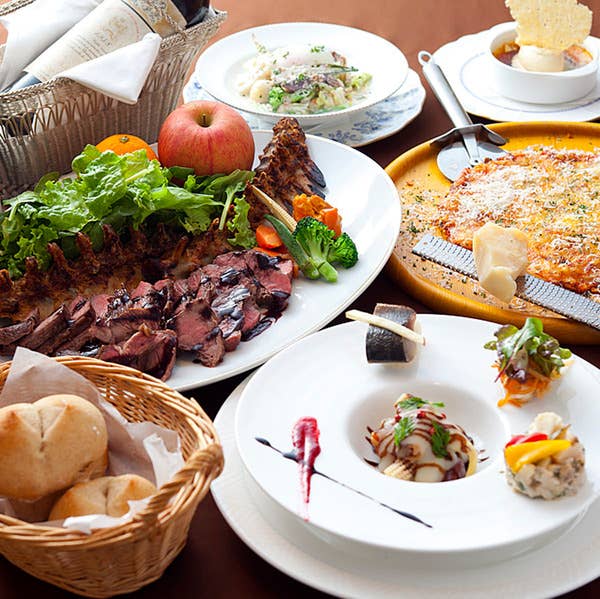 ★特別Bパーティープラン(大皿取り分けイタリアン11品&120分飲放題)★歓送迎会、宴会に!季節感溢れる大皿料理。