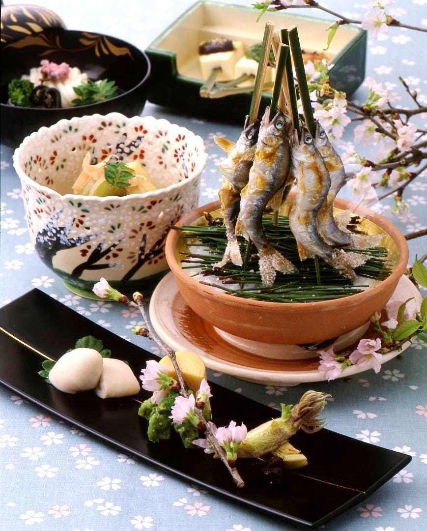 ὃᾎῲ味歴　たん熊　料理本ᾇὑἔ Amazon.co.jp: 京都 京料理 たん熊北店 2025 冷凍和風おせち三段