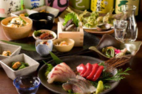 ◇ 全国47都道府県の純米酒 100種類以上 2時間飲み放題 御料理 全7品 おまかせ5,400円コース ◇