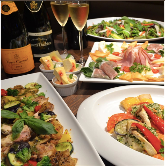 【店舗貸切】2時間コース 飲み放題込み:全8品