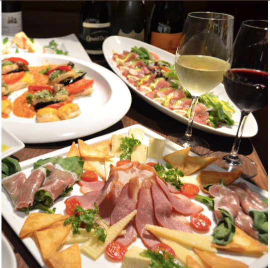 【店舗貸切】2時間コース 飲み放題込み:全10品