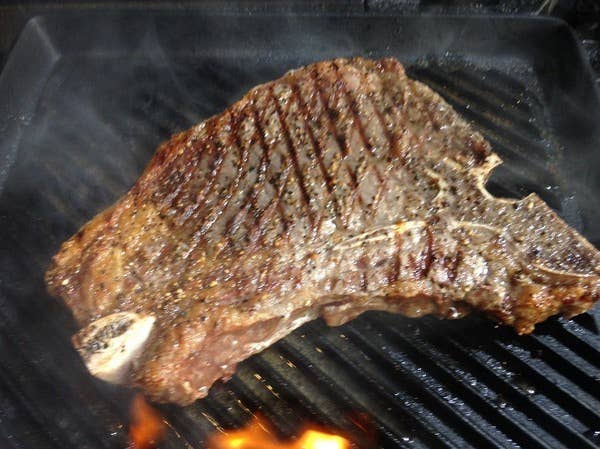 120分飲み放題付 特製Lボーンステーキがついた肉家くざん満喫5000円コース♪