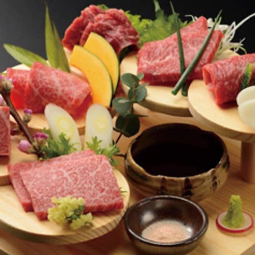 【90分食べ放題】黒毛和牛カルビ、海鮮など盛りだくさん!黒毛和牛食べ放題コース 3,800円