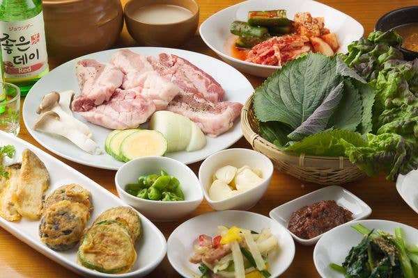 厚切!蜂の巣サムギョプサルセット 1人前1500円