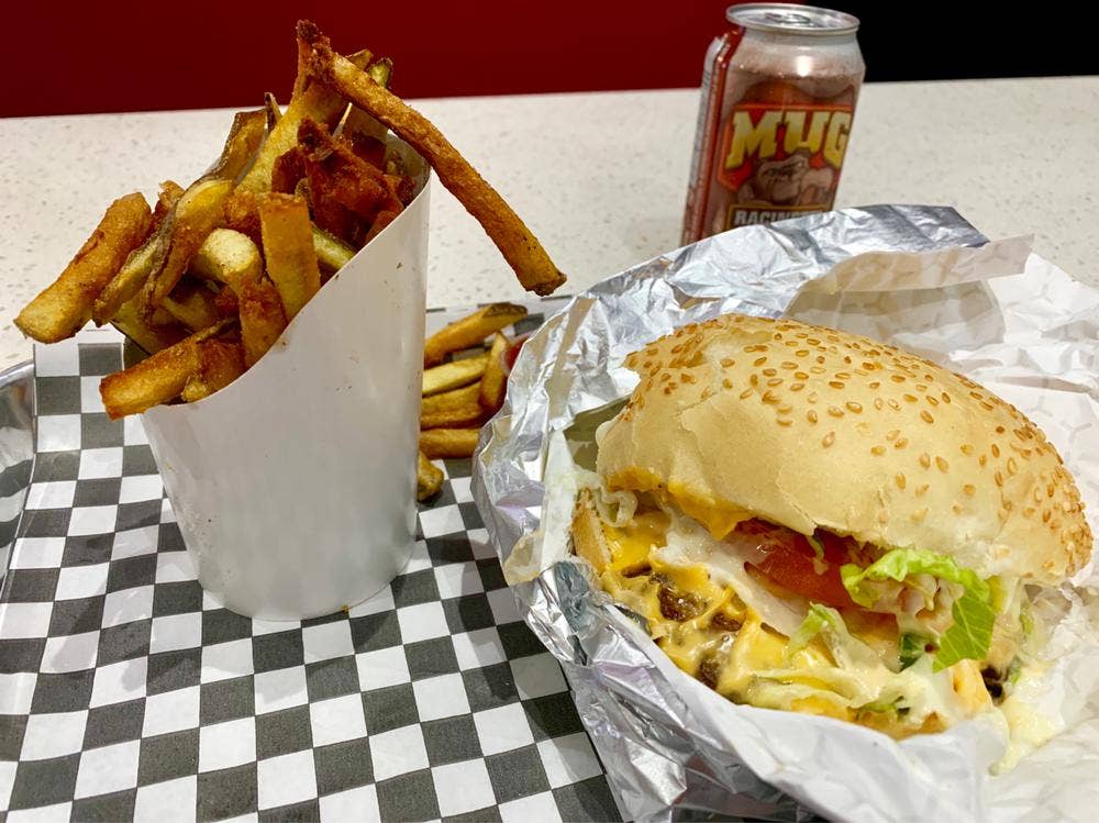 Burger Factory クイーンズストリート店（トロント/ハンバーガー