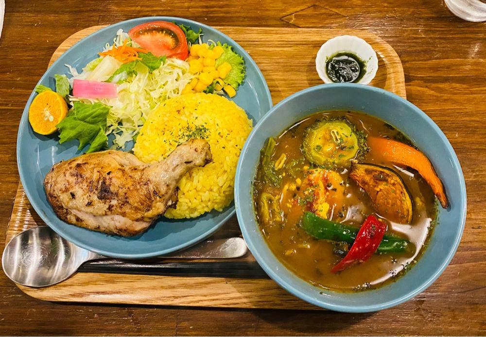 Soup Curry and Chicken Confit SUNSHIN（サンシン）（国際通り