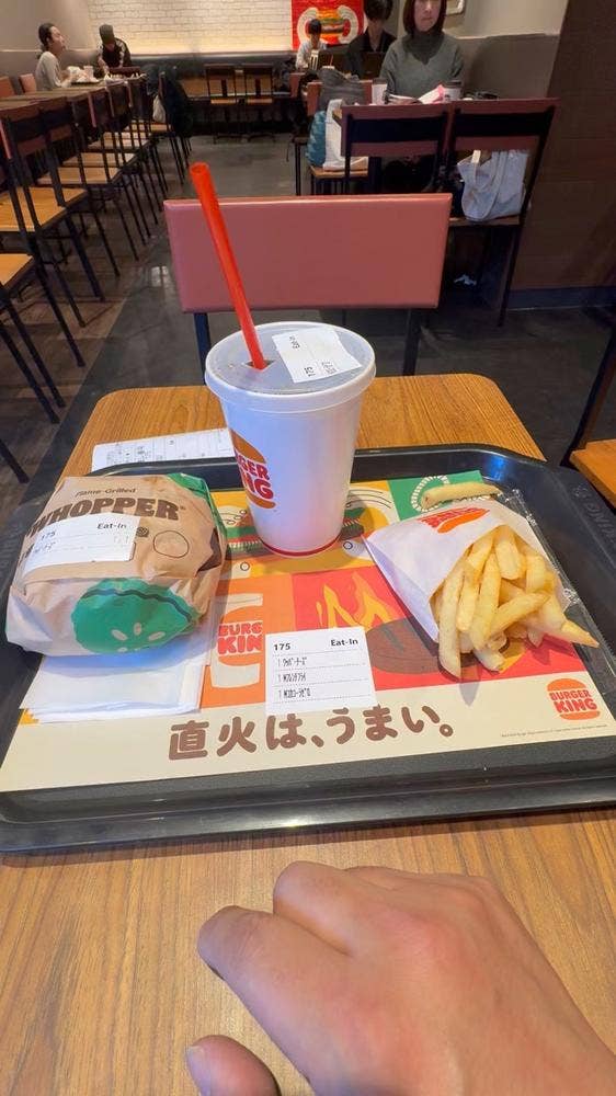 xikers ミニペンミ パーカー