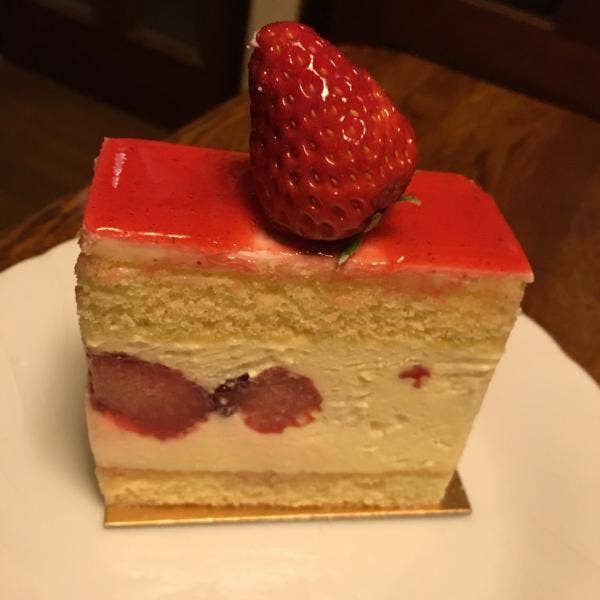シェ シブヤ 大宮高島屋店 高島屋の地下食料品 ケーキ屋さんが並ぶ一角にイート 大宮 シェ シブヤ 大宮高島屋店 高島屋の地下食料品 ケーキ屋さんが並ぶ一角にイート 大宮