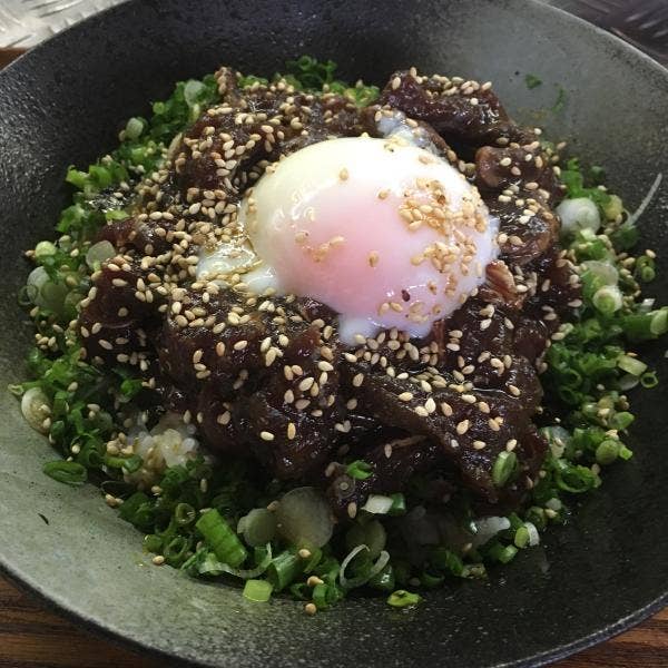 馬肉ダイニング 生成 熊本県玉名市立願寺 馬肉漬け丼 980円今日の 玉名