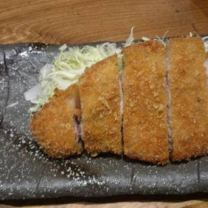 サクサク衣が ウマイ 梅田のとんかつ店選 Retty