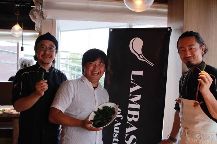 ▲写真中央が梶谷高男さん